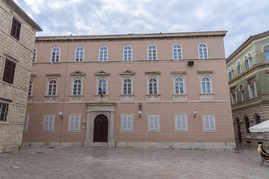 Croacia - Zadar 61 - seminario Arzobispal.jpg